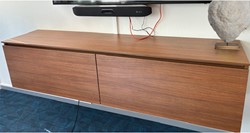 DI Design Hangkast